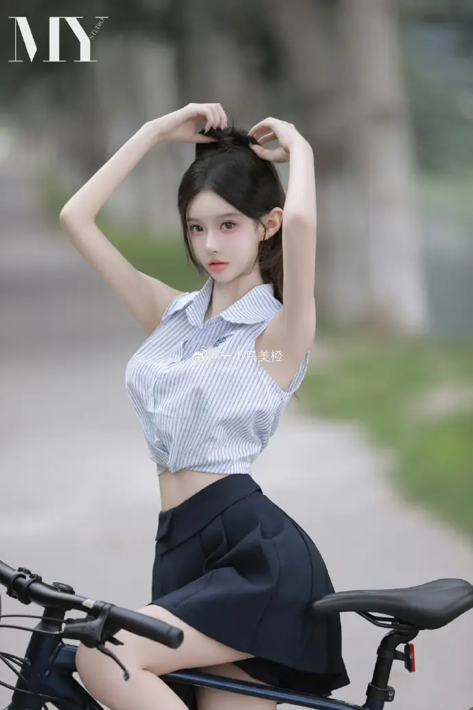 4K壁纸对比效果